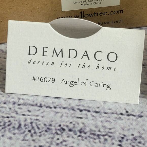 Willow Tree/ Demdaco 2001 / Figurine "Angel Of Caring" 4" NEW!! - Picture 4 of 6